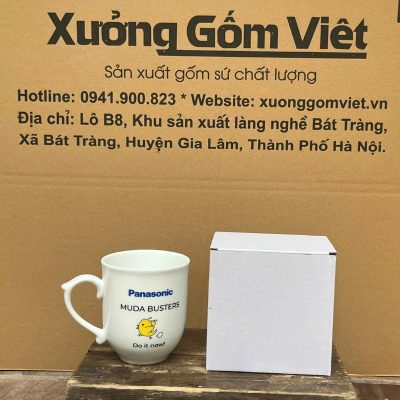 Ly sứ trắng in logo dáng thóp quai bán tim 350ml LST-14