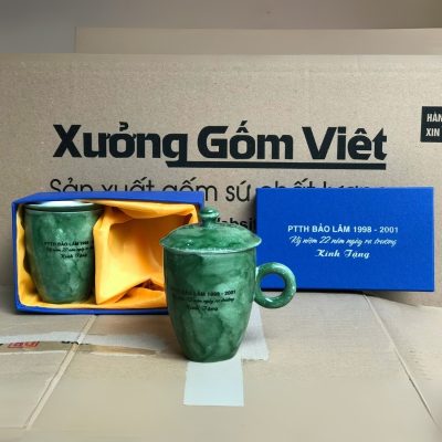 Bộ cốc sứ 2 món in logo có nắp dáng thóp quai tròn 400ml BCS-06