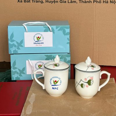 Bộ cốc sứ 2 món in logo dáng ngọn lửa có nắp quai bán tim 350ml BCS-29