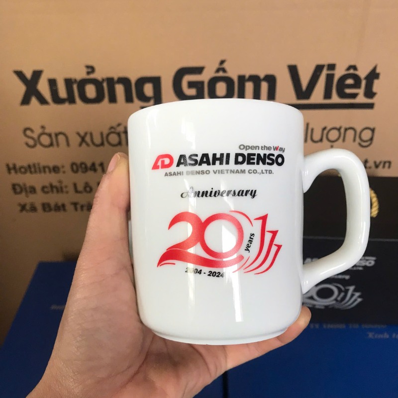 Bộ cốc sứ 2 món in logo dáng trụ quai vuông 350ml BCS-23