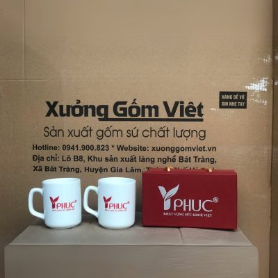 Bộ cốc sứ 2 món in logo dáng trụ quai vuông 350ml BCS-24