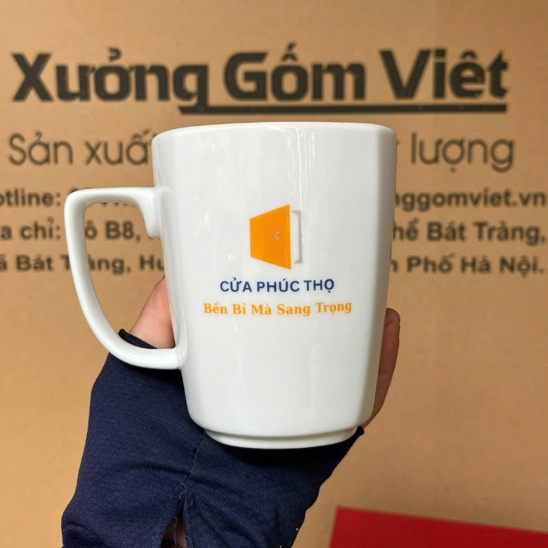 Bộ cốc sứ 2 món in logo dáng vuông quai vuông 330ml BCS-18