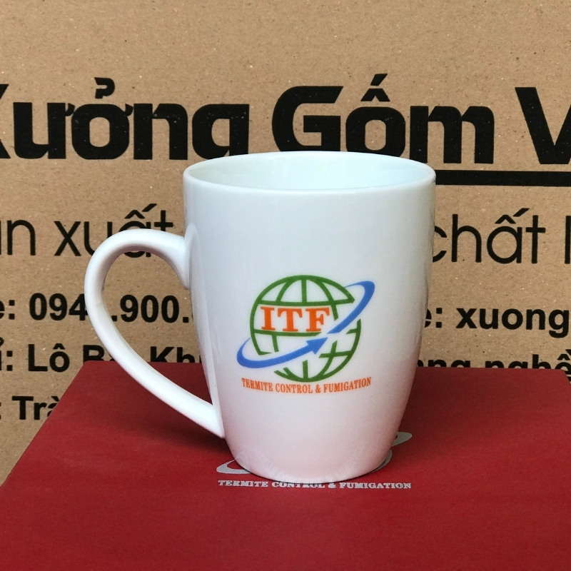 Bộ cốc sứ 4 món in logo dáng thóp quai bán tim 400ml BCS-07