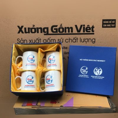 Bộ cốc sứ 4 món in logo dáng trụ quai C 350ml BCS-05