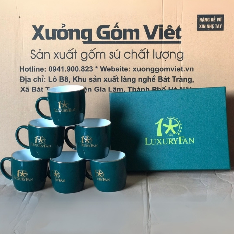 Bộ cốc sứ 6 món in logo dáng trụ lùn quai C kẽ viền vàng 330ml BCS-09