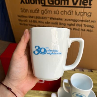 Bộ cốc sứ 6 món in logo dáng vuông quai vuông 330ml BCS-22