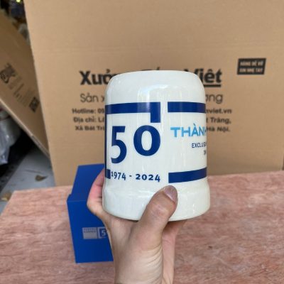 Ca bia in logo dáng trụ quai C màu trắng 500ml CB-04