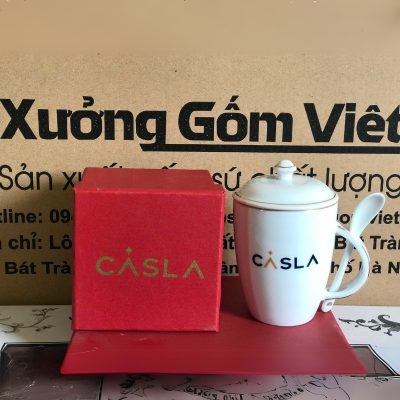 Ly sứ trắng in logo có nắp dáng thóp quai C 350ml LST-21
