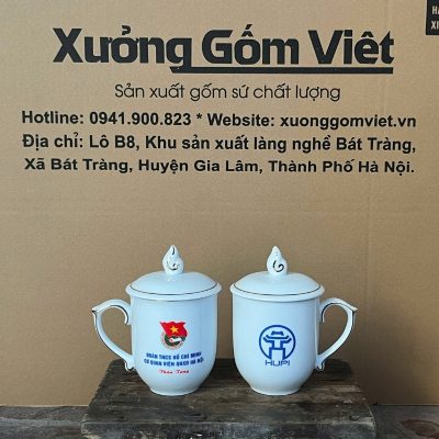 Ly sứ trắng in logo dáng ngọn lửa có nắp quai bán tim 350ml LST-51