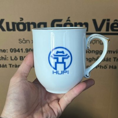Ly sứ trắng in logo dáng ngọn lửa có nắp quai bán tim 350ml LST-51
