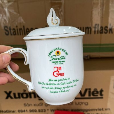 Ly sứ trắng in logo dáng ngọn lửa có nắp quai bán tim 350ml LST-28