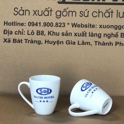 Ly sứ trắng in logo dáng thóp quai bán tim 400ml LST-42