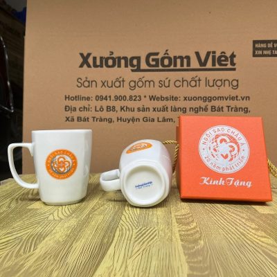 Ly sứ trắng in logo dáng vuông quai vuông 390ml LST-36