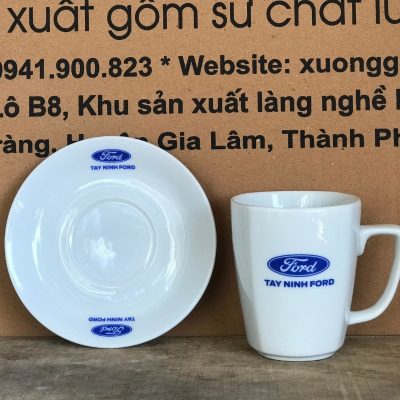 Ly sứ trắng in logo kèm đĩa dáng vuông quai vuông 390ml LST-39