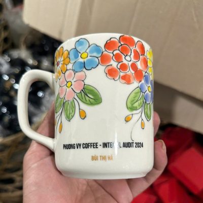 Ly sứ vẽ tay in logo dáng trụ họa tiết hoa đa sắc 350ml LSVT-05