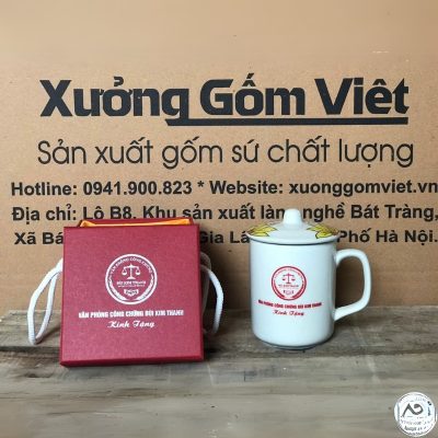 Ly sứ vẽ tay in logo có nắp dáng trụ họa tiết hoa hướng dương 350ml LSVT-03