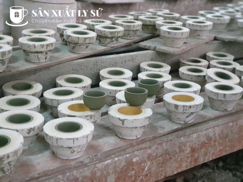 Phương pháp tạo hình ly sứ