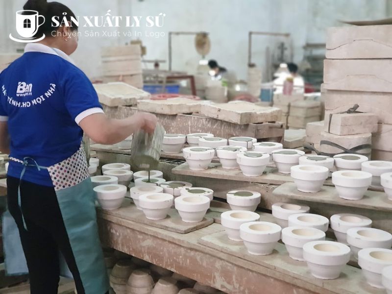 Phương pháp tạo hình ly sứ