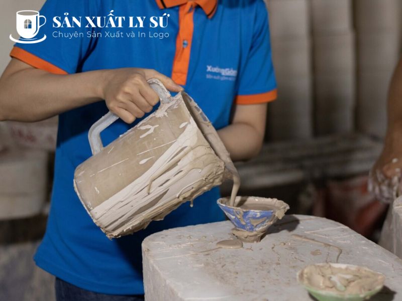Phương pháp tạo hình ly sứ